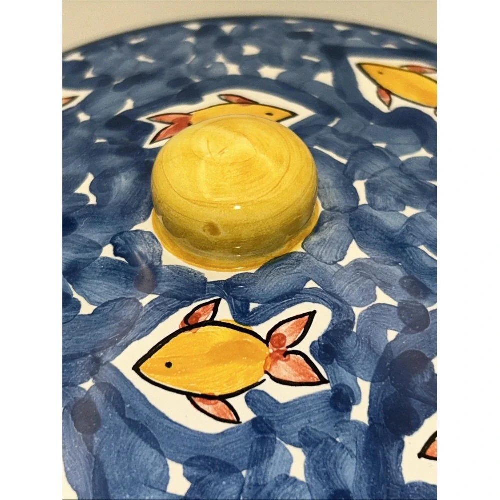 Rare Vintage Donacer Portugal Hand painted Swimming Fish Covered Dish  #456